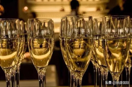 饮酒有度益身心，牢记“三不吃”与“三不喝”