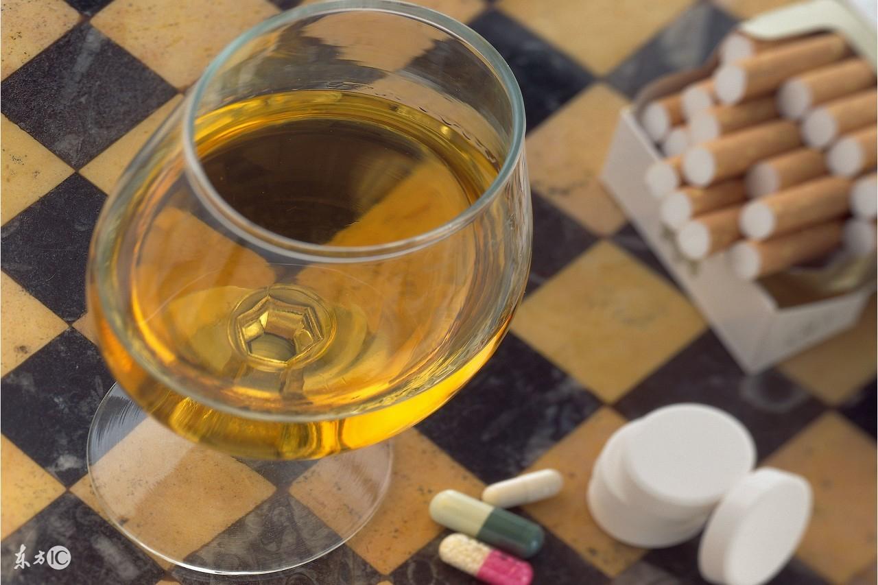 酒精中毒的识别、急救与预防 兼谈烈酒甜味的潜在风险